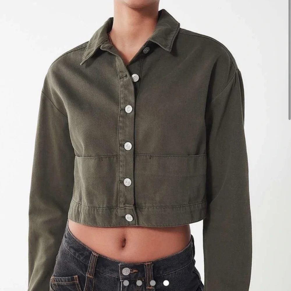 URBAN OUTFITTERS cropped jacket - Picture 1 of 7